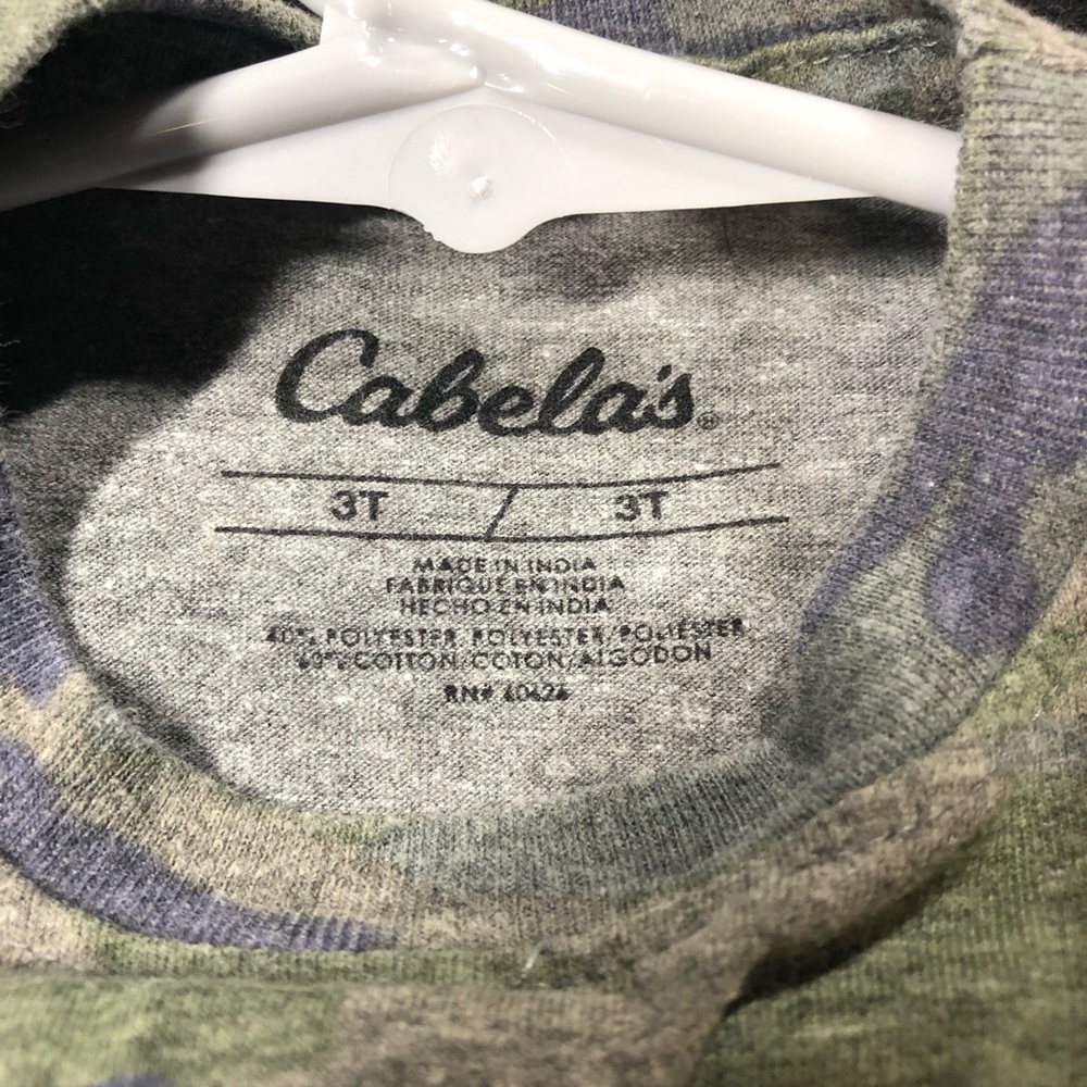 Cabela’s camouflage tee 3T
